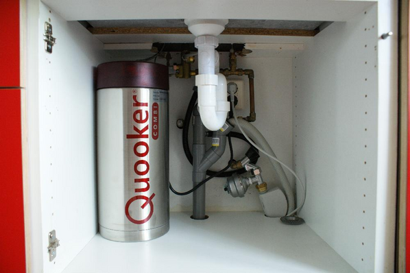 quooker-combi-in-keukenkastje.jpg